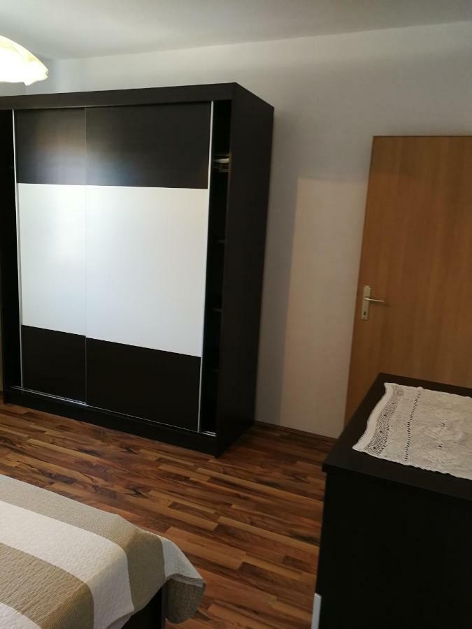 Apartments N&M Sukošan Exteriör bild